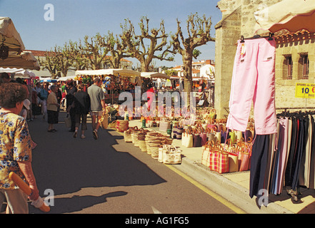 Markttag in St. Jean de Monts, Vendee Stockfoto