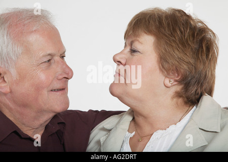 Paar mittleren Alters in Augen, Nahaufnahme Stockfoto