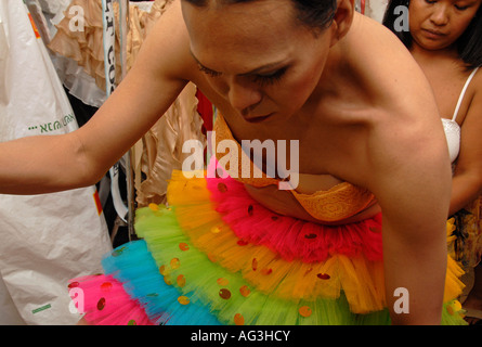 Eine asiatische Transgender während einem Wanderarbeiter Transgender Schönheitswettbewerb in Tel Aviv Israel Stockfoto