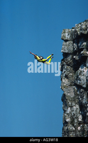 Bild Credit DougBlane com Russell Powell Basis 230 BASE-Jumping Cheddar Gorge Stockfoto