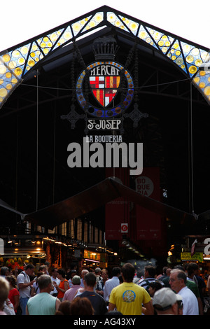 La Boqueria Mercat Sant Josep entlang la Ramblas Barcelona Spanien Europa Stockfoto