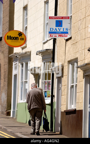 Periode Reihenhäuser zum Verkauf in Chepstow Monmouthshire South East Wales UK Stockfoto