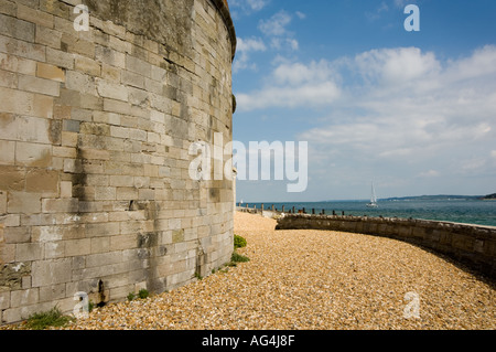 Hurst Burg zugewandten Ende eine Schindel, spucken, die 1 erstreckt sich 5 Meilen in den Solent aus Milford am Meer Hampshire Stockfoto