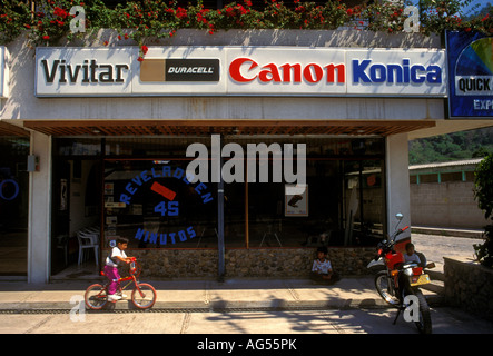 Fotografische Fotografie Shop Baumarkt Panajachel Solola Abteilung Guatemala Stockfoto