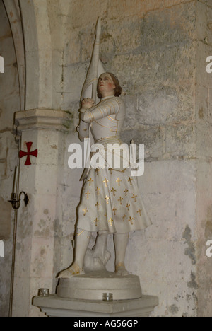 Statue von Jeanne d ' Arc in der französischen Kirche Stockfoto