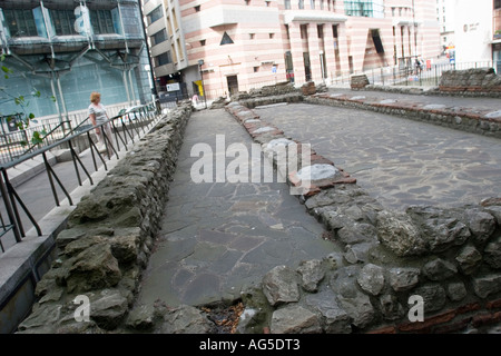 Ruinen des Tempels des Mithras im Queen Victoria Street in der City of London GB UK Stockfoto