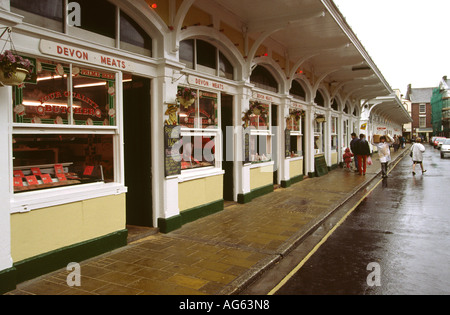 Devon Barnstaple Pannier Markthalle Metzger Zeile Stockfoto