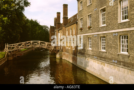 Cambridgeshire Cambridge mathematische Brücke über den Fluss Cam am Queens College Stockfoto