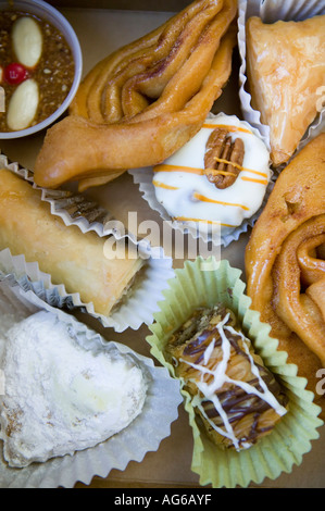 Nahen Ostens Gebäck in einem Karton Juli 2006 Stockfoto