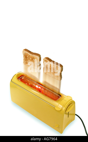 Zwei Scheiben der weißen Toast springen aus einem Toaster Stockfoto