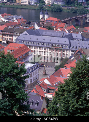 Heidelberg, Baden-Württemberg, Deutschland. Blick auf Karlsplatz (Quadrat) und die Alte Brücke (alte Brücke) von der Burg gesehen Stockfoto