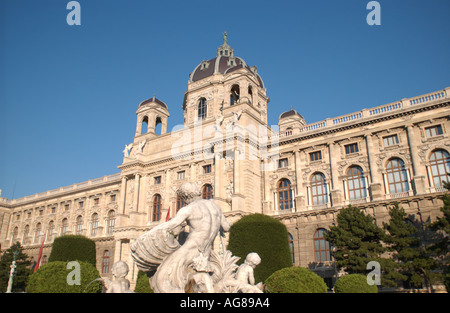 Die Hofburg, die Eingang in die Nationalbibliothek die Nationalbibliothek. Wien, Österreich. Stockfoto