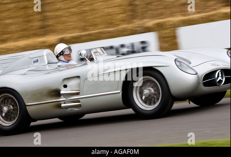 1955 Mercedes-Benz 300SLR Gefahren von Stirling Moss, Goodwood Festival of Speed, Sussex, UK. Stockfoto