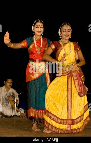 Indien Kerala Kumarakom Backwaters Taj Garden Retreat Hotel Tanz-performance Stockfoto