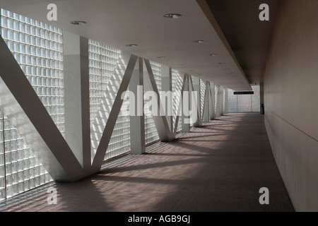 Teil des Skywalk verbindet die Innenstadt von Gebäuden in Des Moines, Iowa Stockfoto