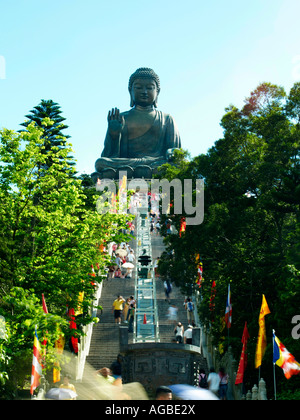 Buddha-Statue am Po Lin Kloster Stockfoto