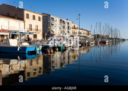 Mèze ist eine hübsche Fischereihafen auf dem Étang de Thau Stockfoto