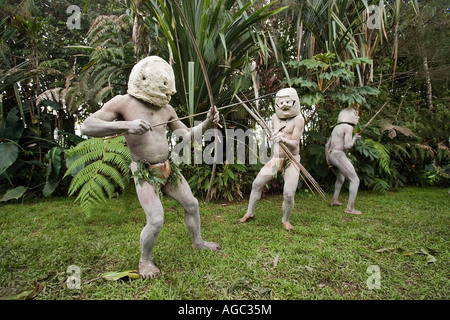 Mudmen bei der jährlichen Sing Sing im Hochland von Papua-Neuguinea in Goroka Stockfoto