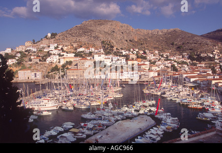 Der Hafen auf der Insel Hydra nr Athen Griechenland Stockfoto