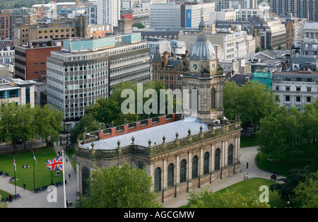 St. Philips Cathedral im Zentrum von Birmingham UK Office-Gebäude in der Stadt Antenne Stockfoto