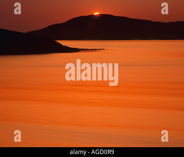GB - Schottland: Sonnenuntergang über Sound z. in den äußeren Hebriden Stockfoto