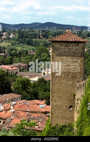 Blick nach Süden über die toskanische Landschaft aus den Boboli-Gärten in Florenz Stockfoto