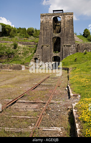 Alte Schienen und Balance Tower Blaenavon Eisenhütte Blaenvavon Wales Großbritannien Stockfoto