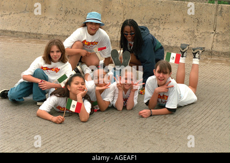 Jugendgruppe Alter 11 und 19 am Cinco De Mayo Festival. St Paul Minnesota USA Stockfoto