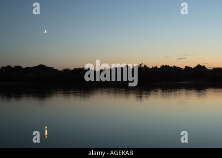 Dämmerung im Frimley Luken Stockfoto