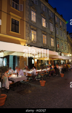 Slowenien Ljubljana alte Stadt Stari Straße Restaurants Stockfoto