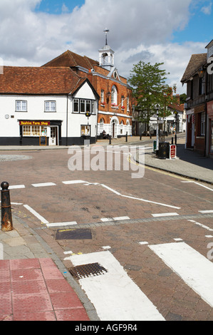 Der Marktplatz und Rathaus Whitchurch Hampshire UK Stockfoto