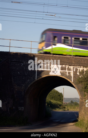 Die Eisenbahnbrücke, wo am 8. August 1963 die berüchtigten Great Train Robbery bei Sears Crossing, nahe Cheddington stattfand Stockfoto