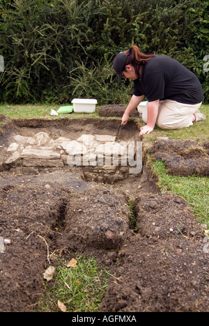 Archäologisch graben der alten Werft am Stoke Breune Northamptonshire am Canal Grande Union Kreuzung Stockfoto