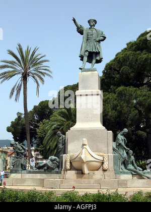Statue von Christopher Columbus im Zentrum von Rapallo Ligurien Italien Stockfoto