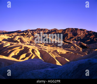 Eine stimmungsvolle Foto Zabrisky Punkt im Death Valley Kalifornien bei Sonnenaufgang Stockfoto