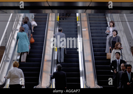 Rolltreppen, Roppongi, Tokyo, Japan Stockfoto