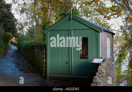 Dylan Thomas schreiben Schuppen in der Nähe von The Boat House, das war die letzte Heimat des Dichters und seiner Frau Caitlin in Laugharne Carmarthenshire Stockfoto