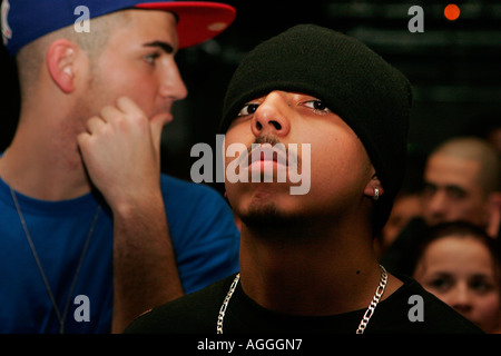 Publikum bei den Latin Hip Hop und Reggaeton-Festival an der Carling Academy Islington-London Stockfoto