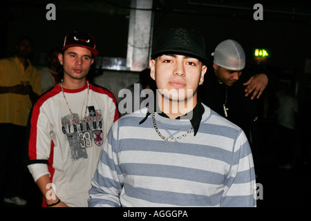 Publikum bei den Latin Hip Hop und Reggaeton-Festival an der Carling Academy Islington-London Stockfoto