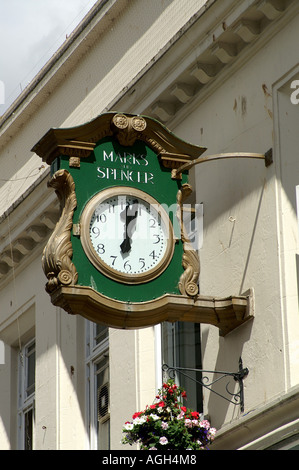 Marks &amp; Spencer Uhr in Falmouth Cornwall Stockfoto