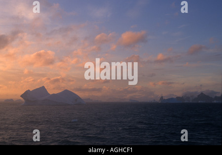 Sonnenuntergang im Atlantischen Ozean Stockfoto