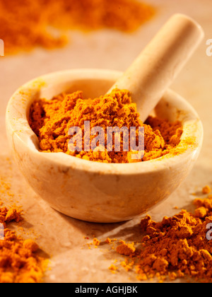 KURKUMA-PULVER Stockfoto