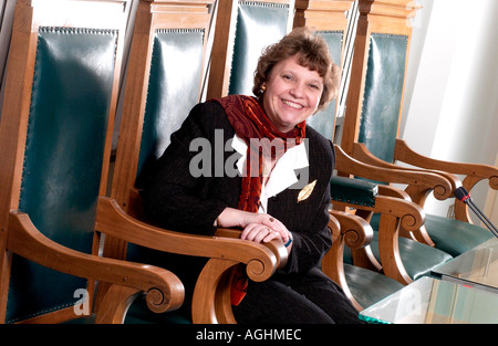 Cheryl Miller CBE Chief Executive von East Sussex County Council in der modernen neuen Rat Kammer County Hall Lewes Stockfoto