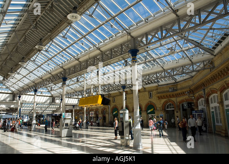 Halle in Eastbourne Railway Station East Sussex Südküste England England Uk Europa EU Stockfoto