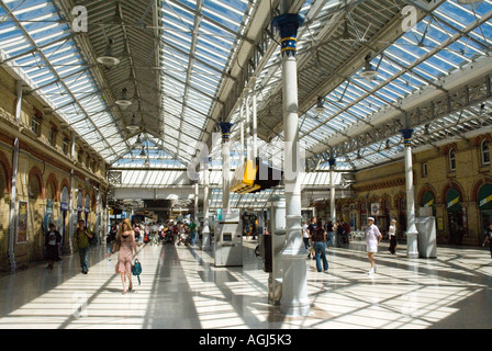 Halle in Eastbourne Railway Station East Sussex Südküste England England Uk Europa EU Stockfoto