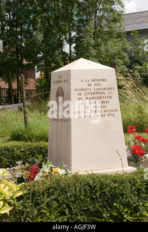 Denkmal für die Liverpool und Manchester Kumpels in Montauban erinnerte sie befreiend das Dorf am 1. Juli 1916, Somme Frankreich Stockfoto