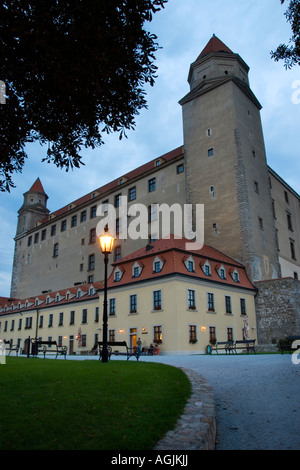 Abend in die Burg von Bratislava, Bratislava, Slowakische Republik, Europa Stockfoto