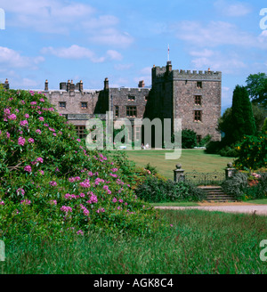 Muncaster Castle, Esk Dale, Nationalpark Lake District, Cumbria, England, UK. Stockfoto