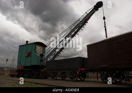 Stillgelegten Kran in Chatham Maritime Dockyard Kent UK Stockfoto