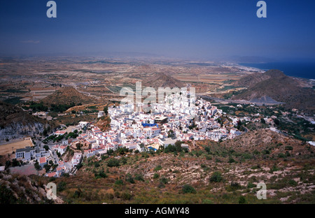 Eine Ansicht von Mojacar Spanien von einem erhöhten Standpunkt Stockfoto